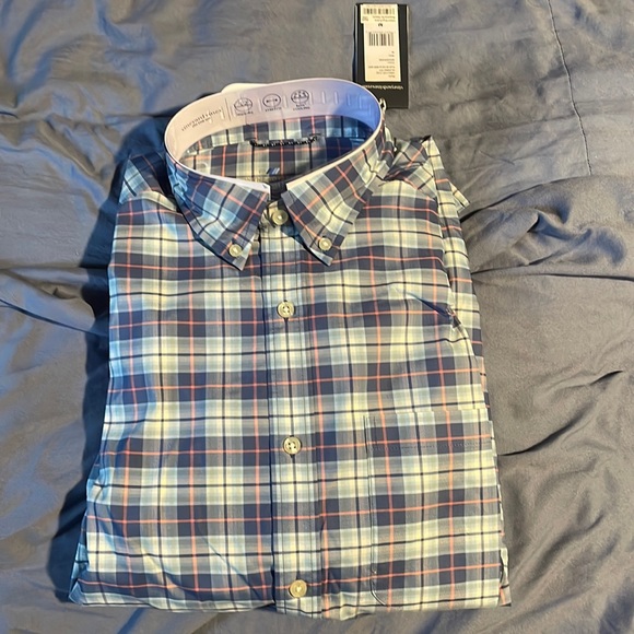 Vineyard Vines Shirt - Picture 2 of 3